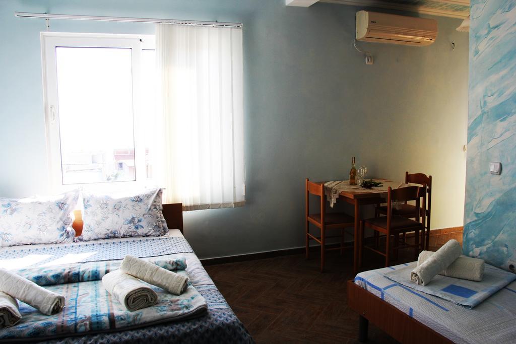 Alvanita Apartments Ülgün Dış mekan fotoğraf