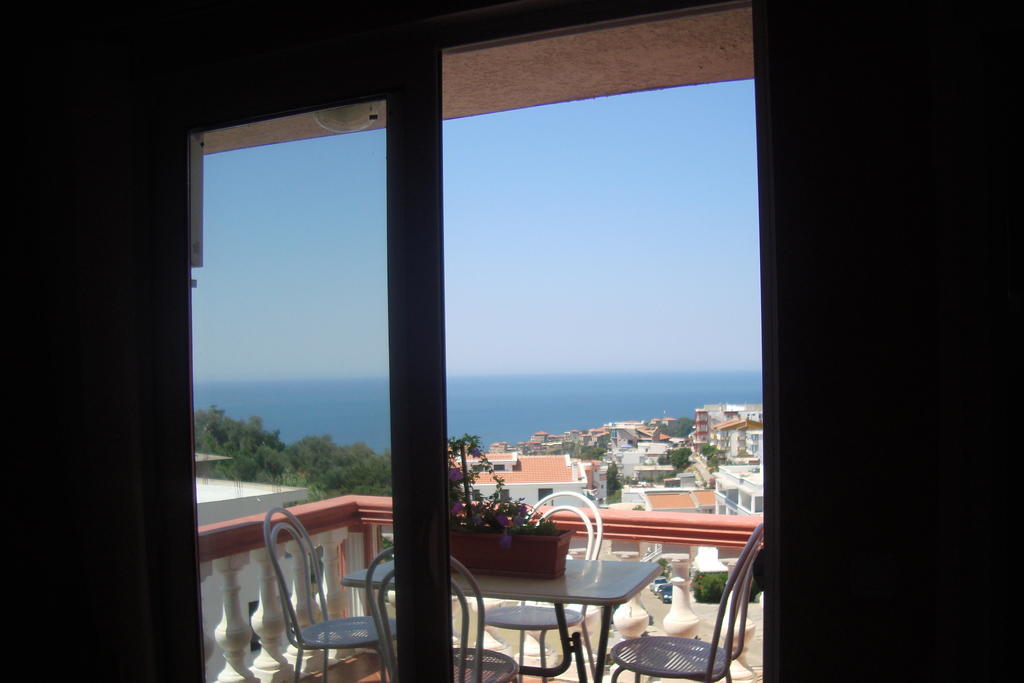 Alvanita Apartments Ülgün Dış mekan fotoğraf