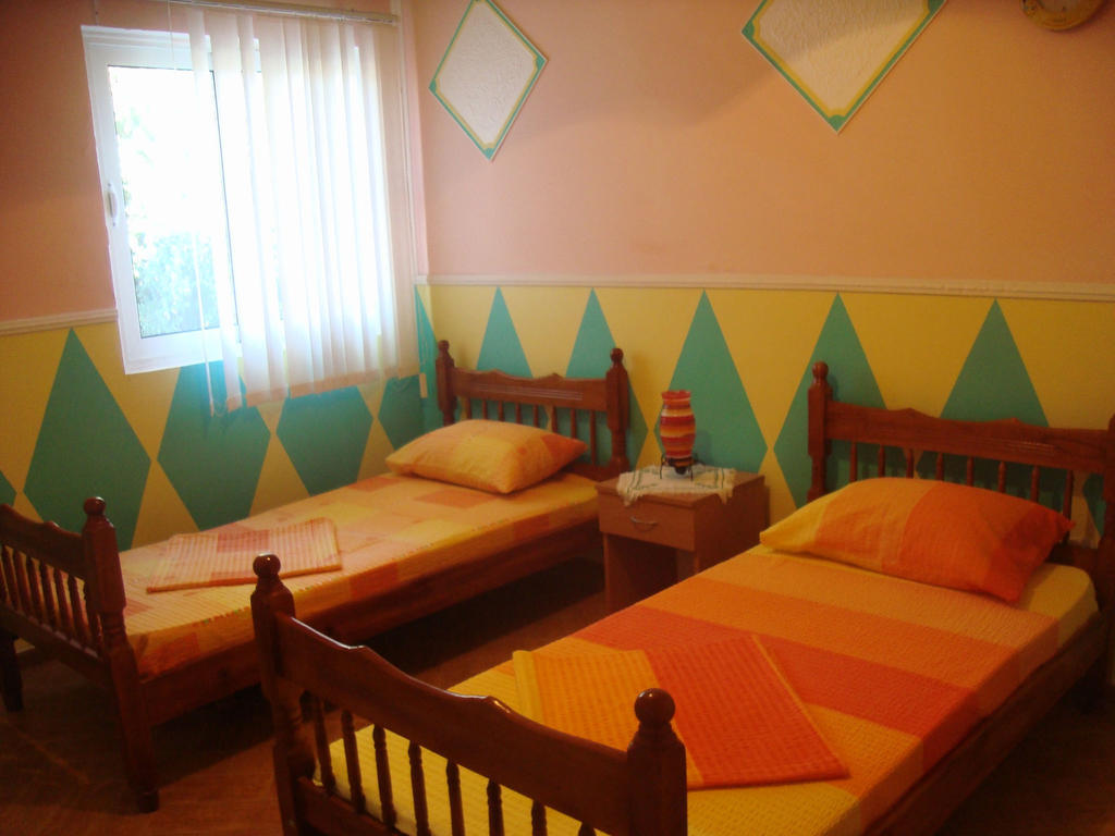 Alvanita Apartments Ülgün Dış mekan fotoğraf