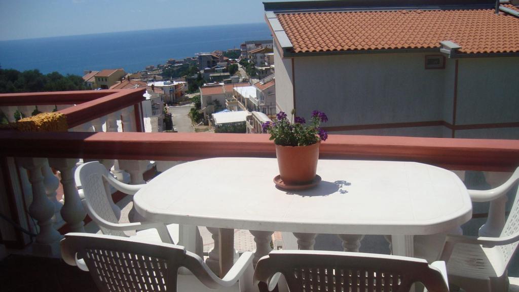 Alvanita Apartments Ülgün Dış mekan fotoğraf