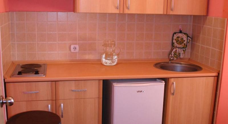 Alvanita Apartments Ülgün Dış mekan fotoğraf